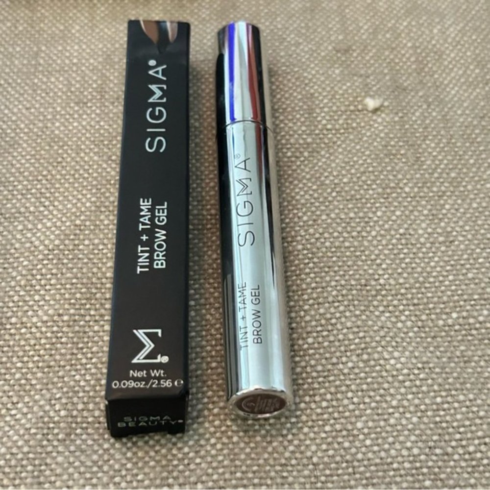 Sigma Beauty TINT + TAME BROW GEL- Light - NIB - Picture 5 of 7